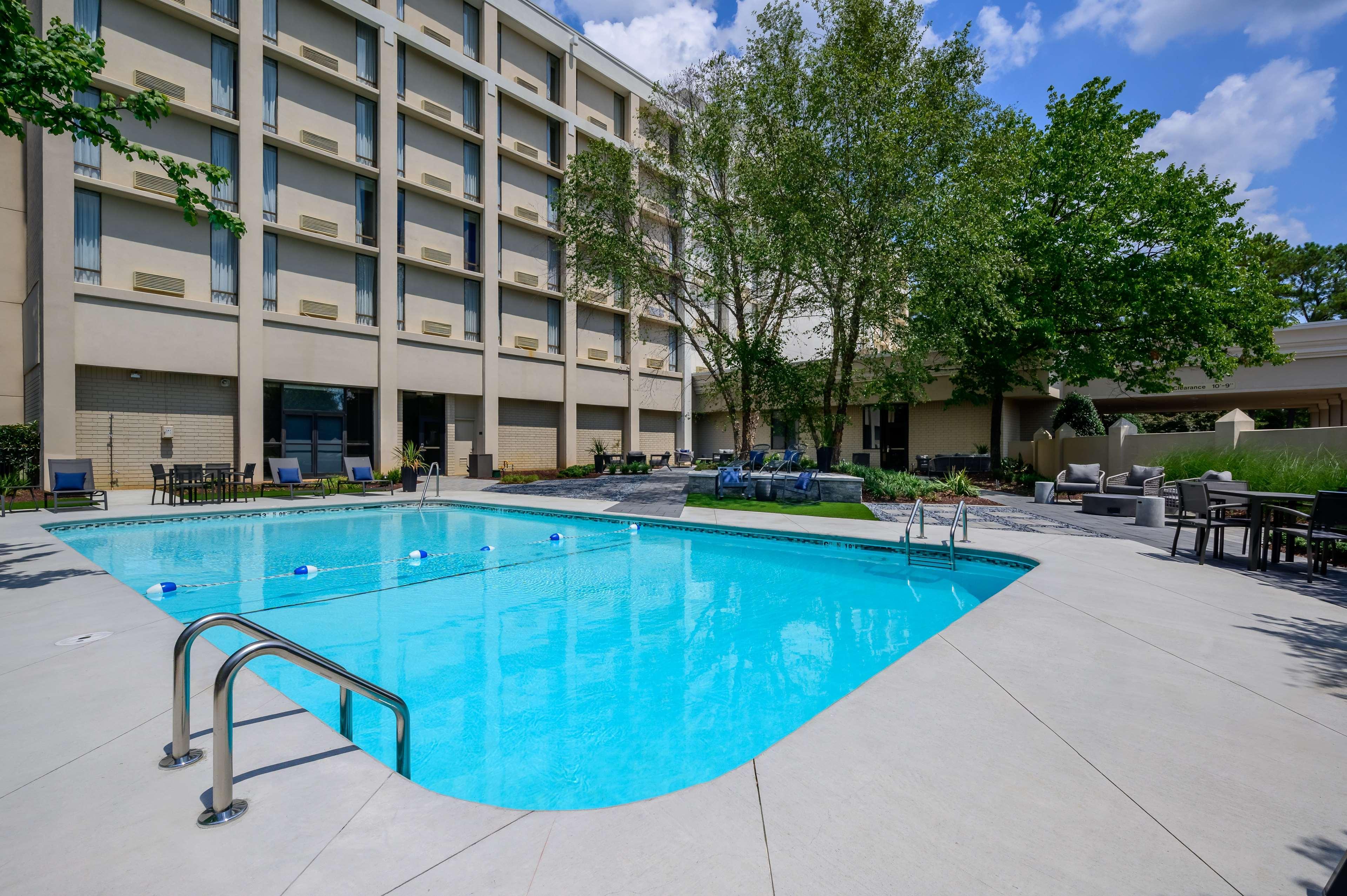 Отель Doubletree By Hilton Raleigh Midtown, Nc Экстерьер фото