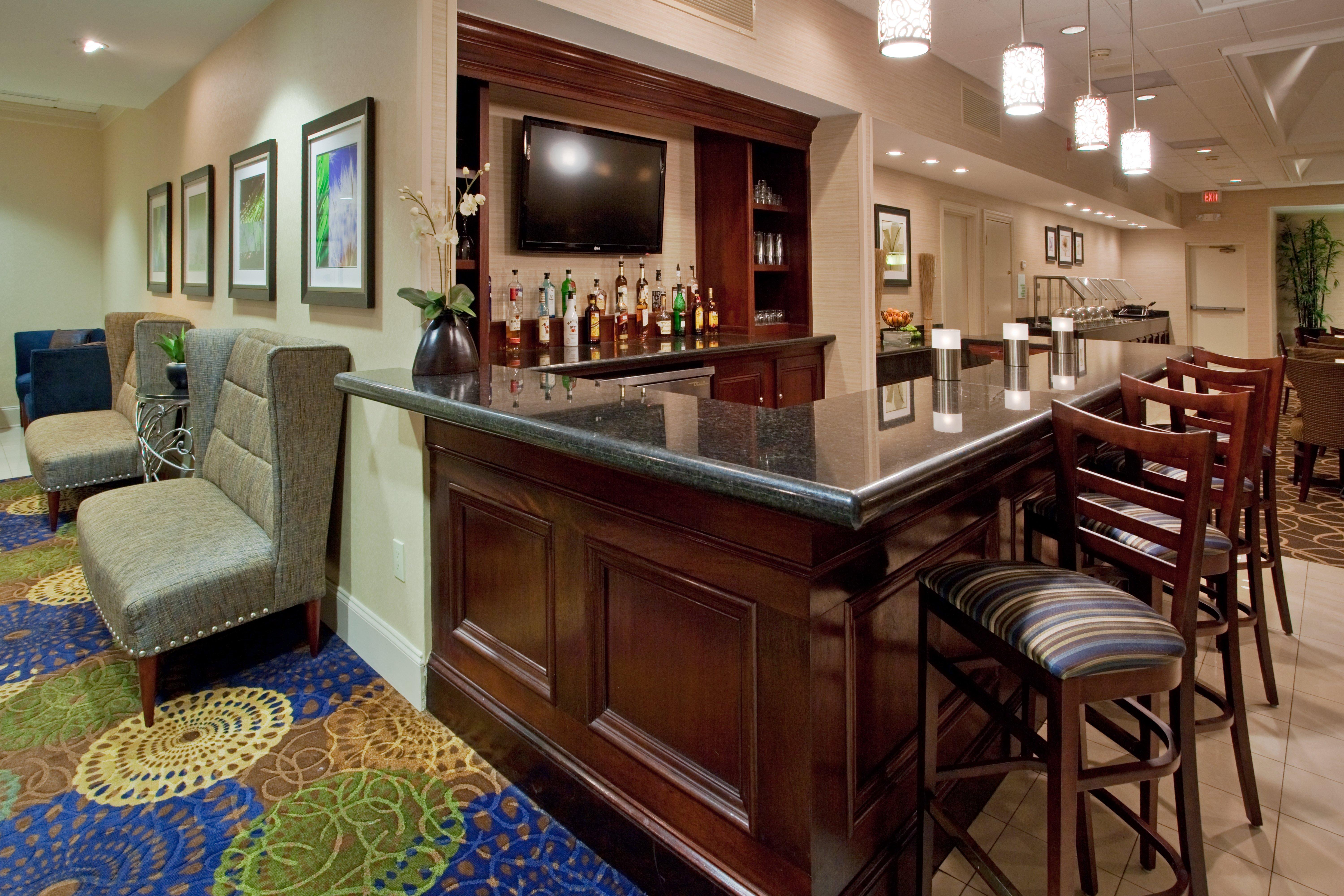 Отель Doubletree By Hilton Raleigh Midtown, Nc Экстерьер фото