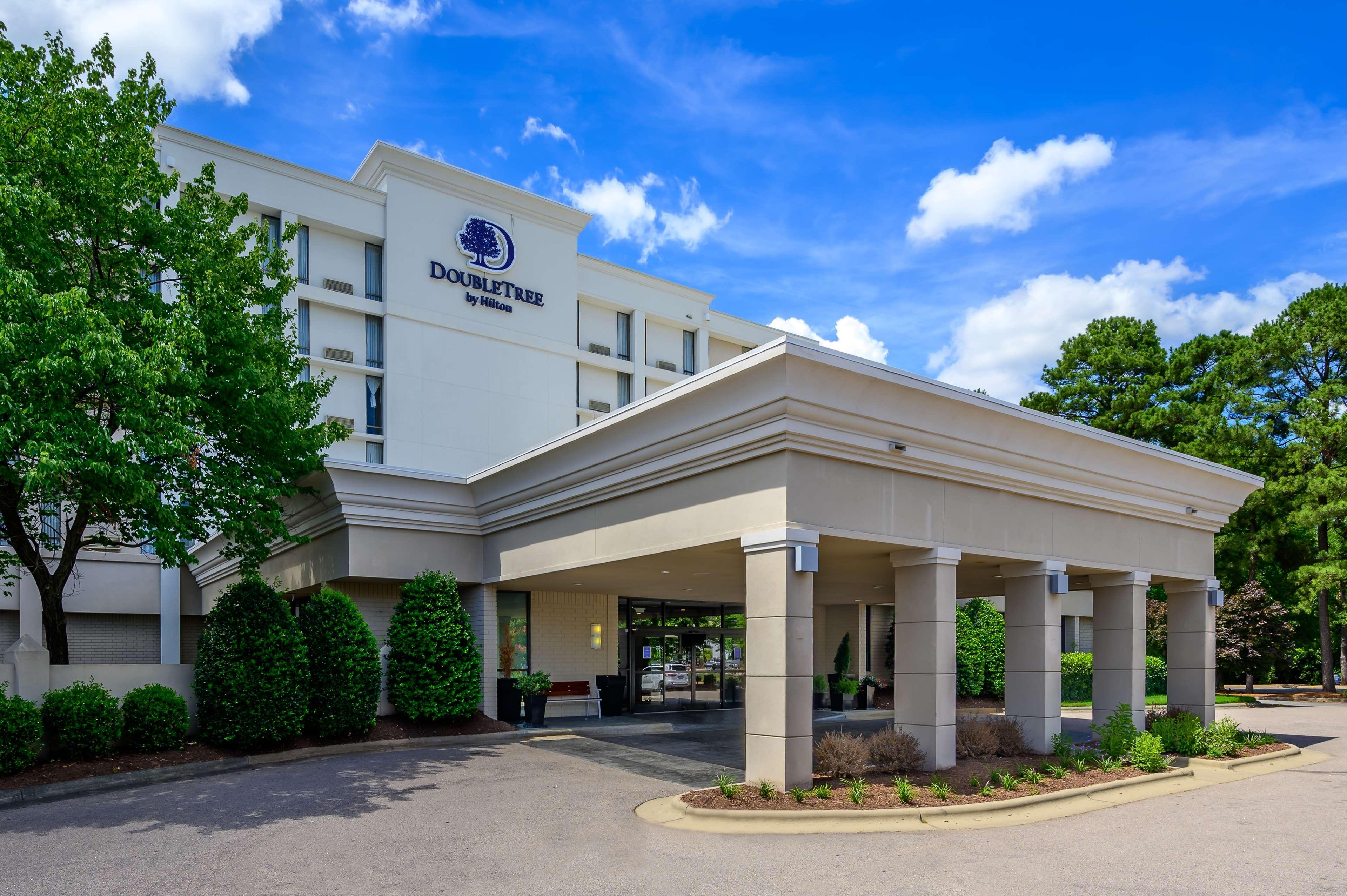 Отель Doubletree By Hilton Raleigh Midtown, Nc Экстерьер фото