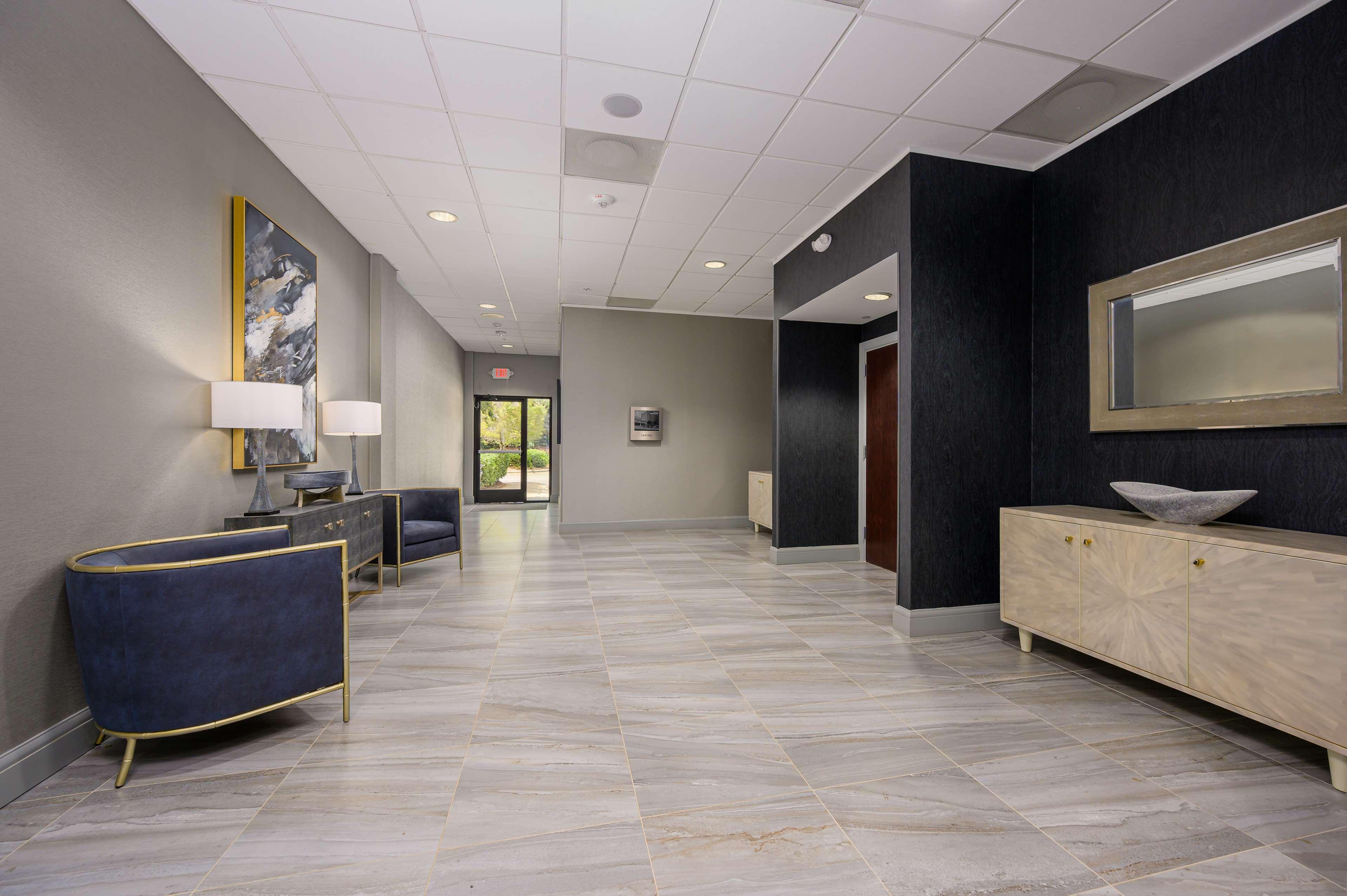 Отель Doubletree By Hilton Raleigh Midtown, Nc Экстерьер фото